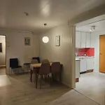 Leilighet Pa Tomasjord